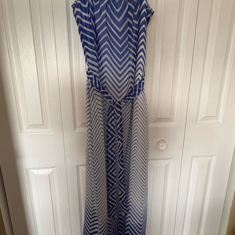 Robbie Bee Blue and White Chevron Maxi Dress